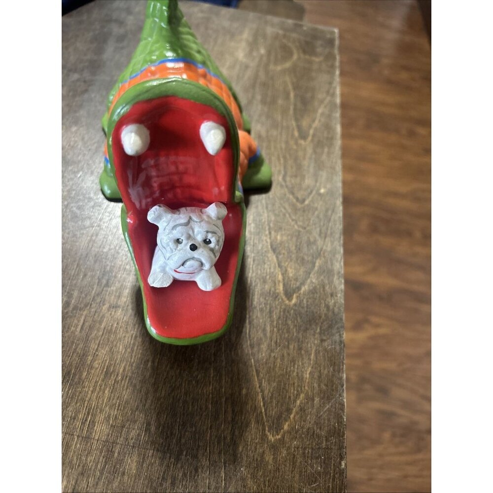 GATORS🧡💙 EAT GEORGIA BULLDOGS CERAMIC Figure University Florida GATOR Football